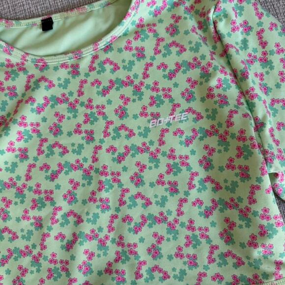 Green and pink crop top - Picture 2 of 2